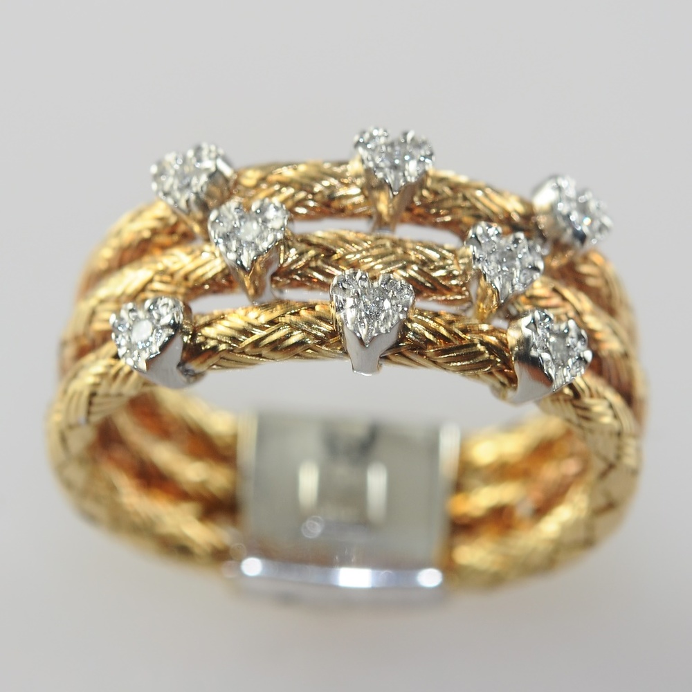 18KT .08PT*5.6GR. LADIES DIAMOND RING